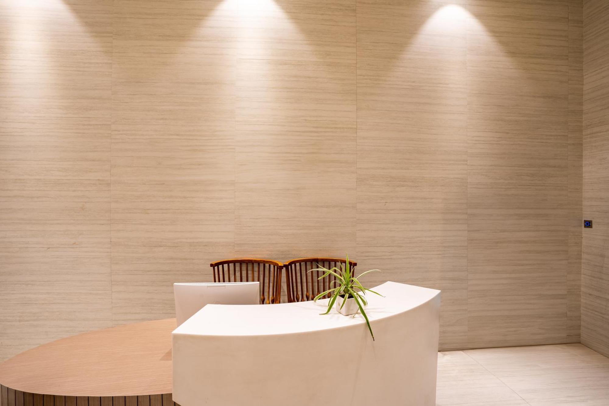 Juesta Residences - Aipl Joy Street, 古尔冈 外观 照片